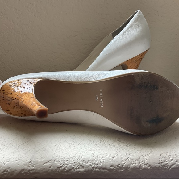 Nine West Elegant White Women's Pumps - Picture 4 of 4